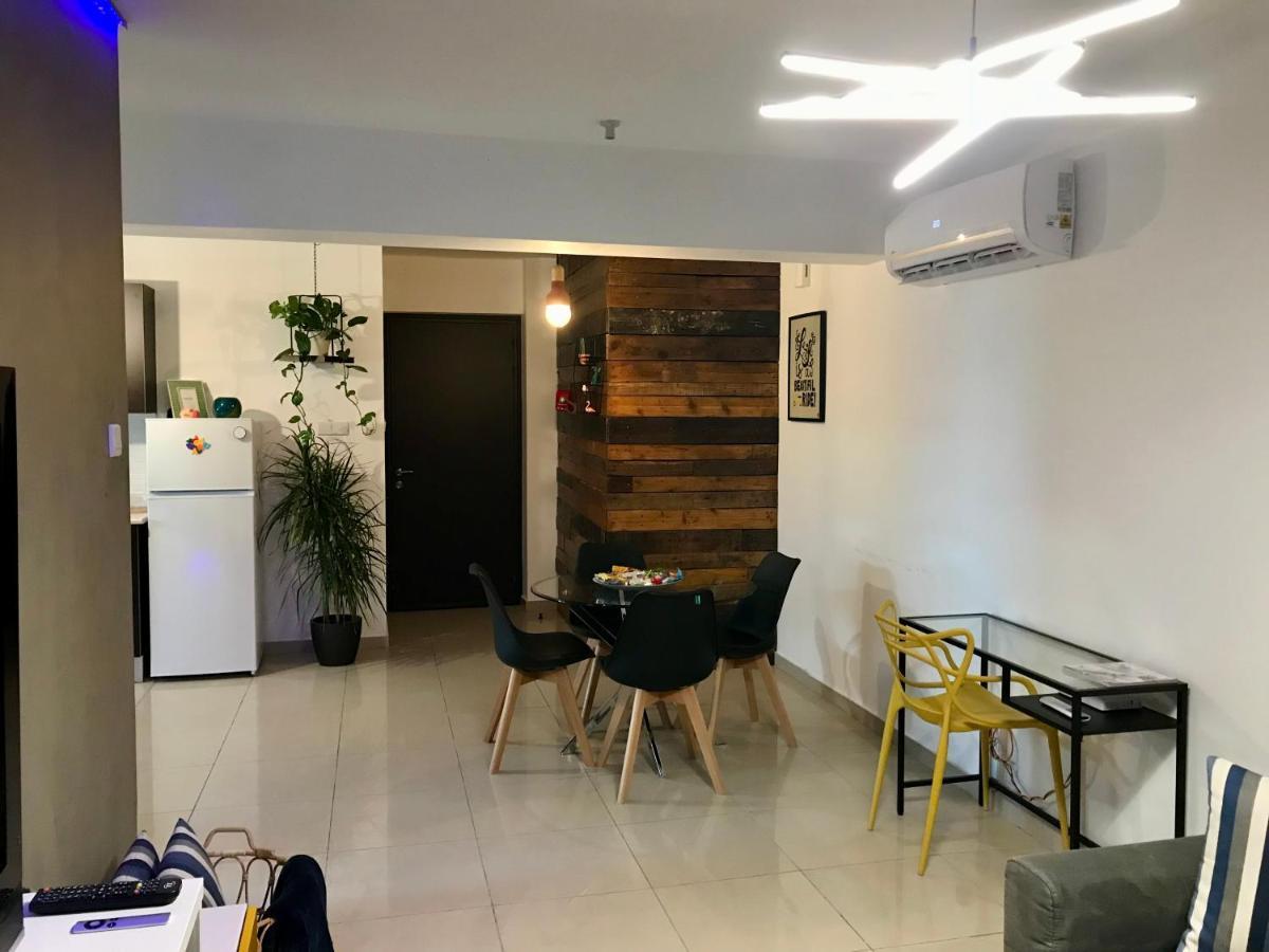 Fat Cow Apartment 101 Larnaka Exterior foto