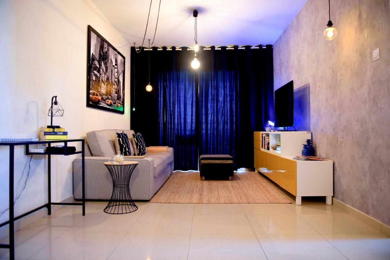 Fat Cow Apartment 101 Larnaka Exterior foto